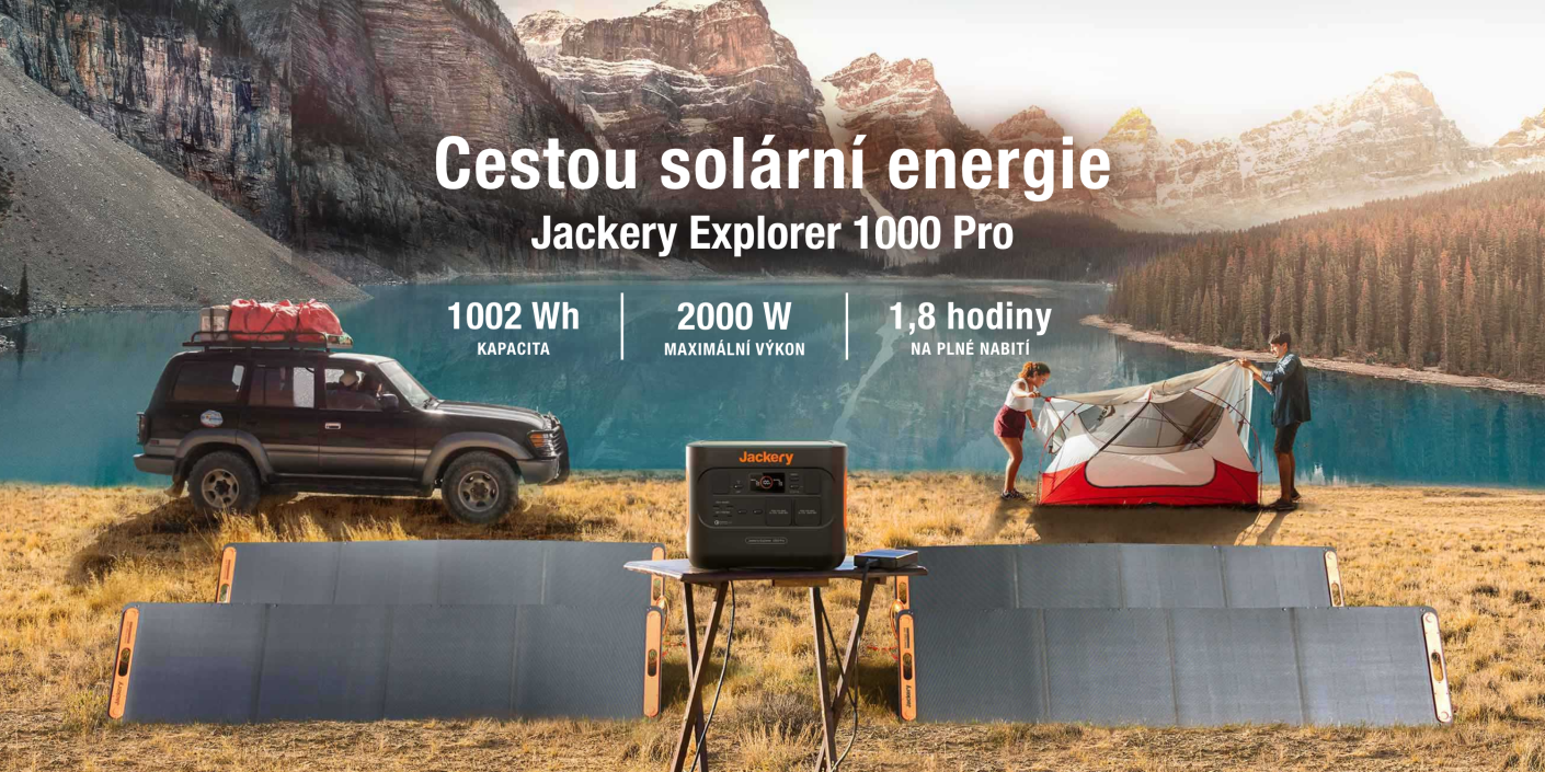 Stanica Jackery Explorer 1000 Pro postavená so solárnymi panelmi SolarSaga 200 W na slnečnej lúke
