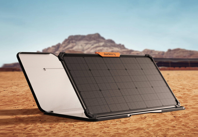 Odolný Solárny panel SolarSaga 80W s mierou konverzie až 25%, ktorý je ideálny pre použitie v najťažších podmienkach